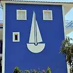 φωλιές *