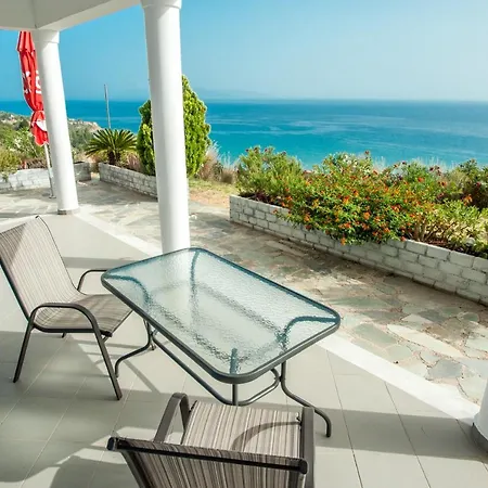 Folies Apartment Lourdata (Kefalonia)