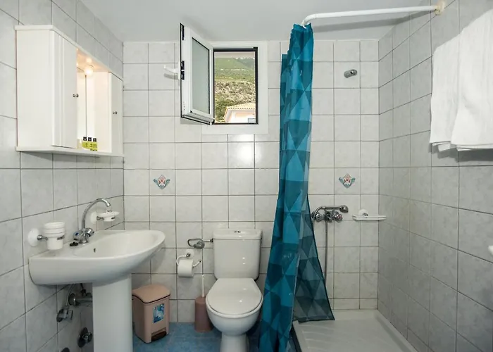 Folies * Lourdata (Kefalonia)