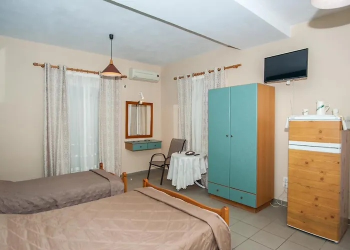 Folies * Lourdata (Kefalonia)